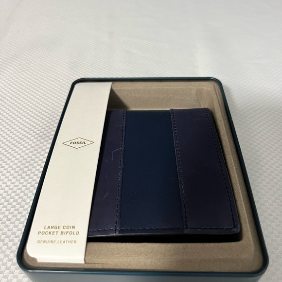 New Fossil Everett Large Coin Pocket Bifold Wallet Insignia Blue - Picture 9 of 11